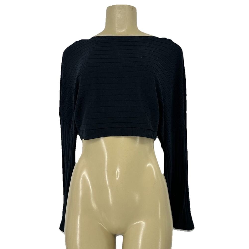 UO Urban Outfitters Medium Women weekdays long sleeve cropped top Black 20-18